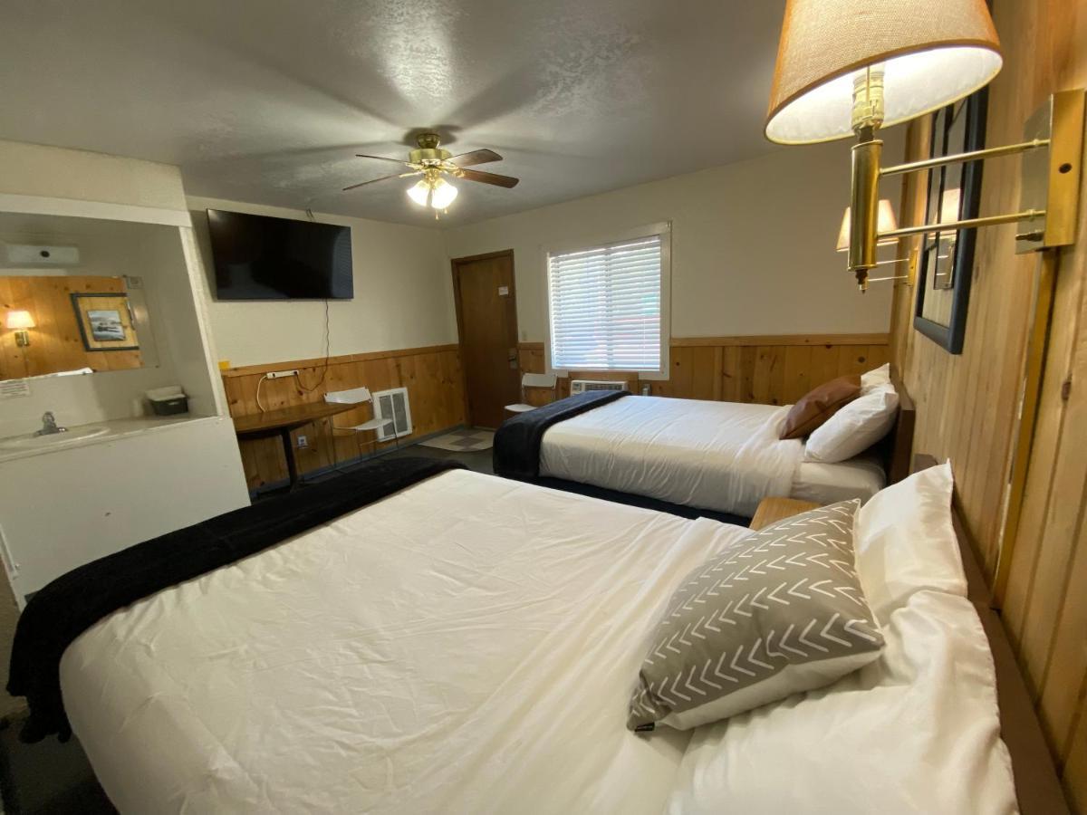 Columbia Point Resort Kettle Falls Eksteriør billede