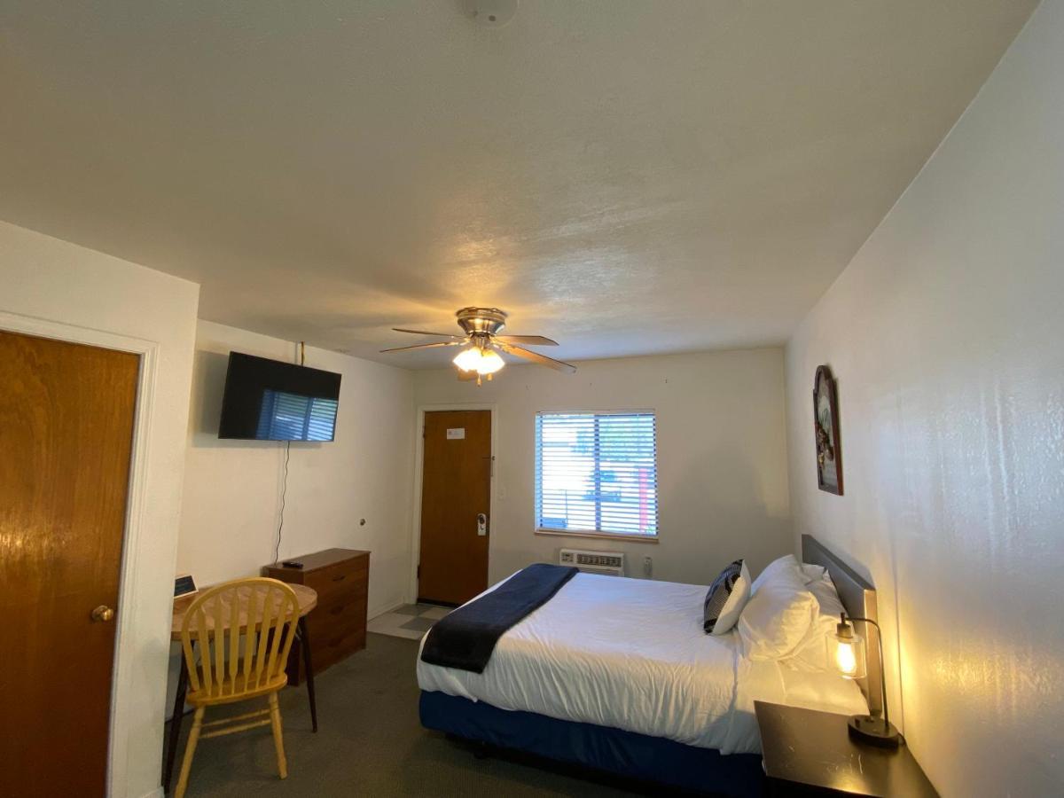 Columbia Point Resort Kettle Falls Eksteriør billede